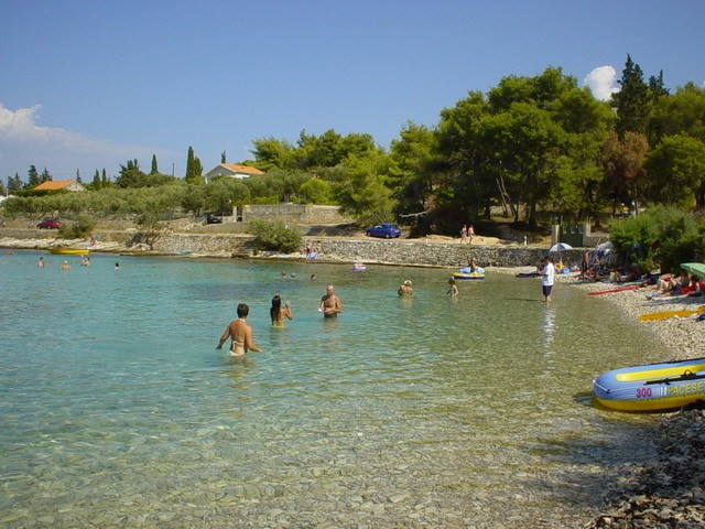 sutivan3.jpg